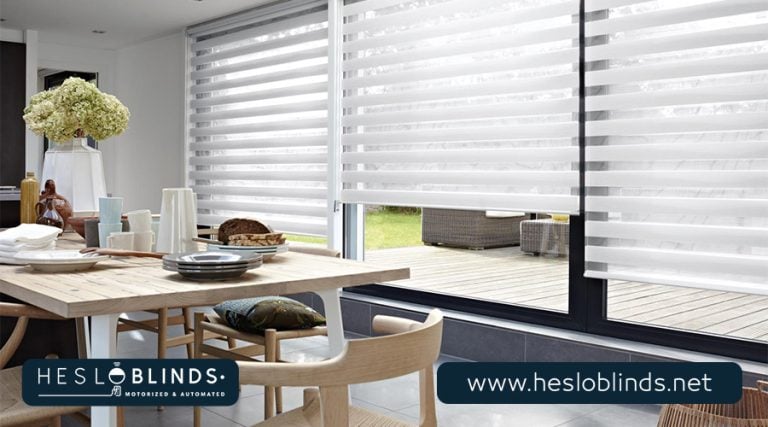 ستائر زيبرا