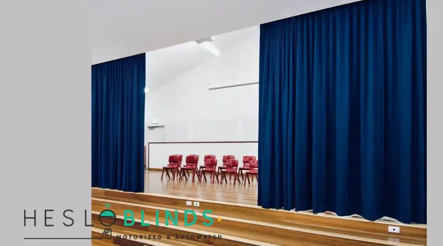 ستائر المسرح 